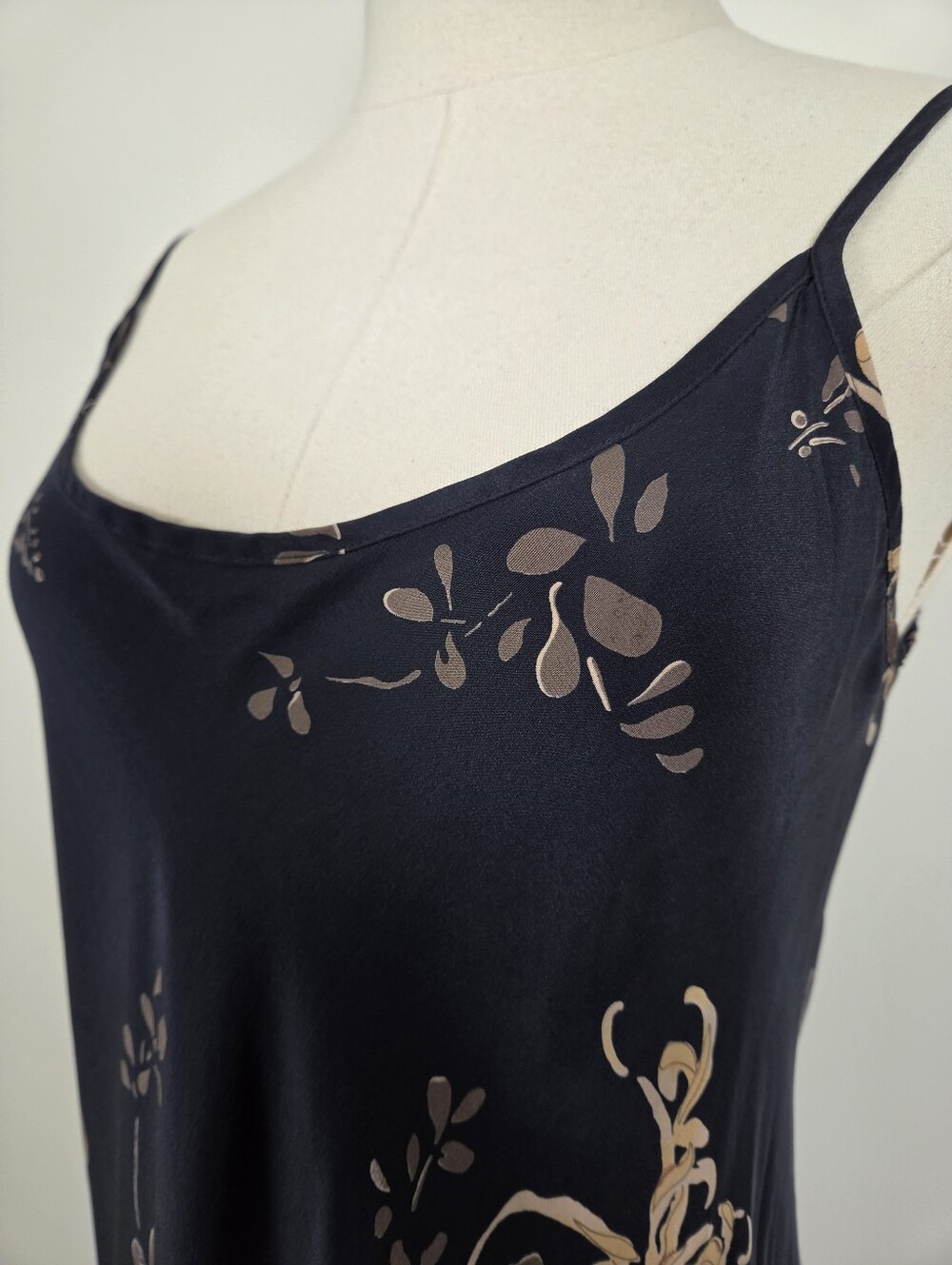 Silk Floral Maxi Dress Size Small Black Tan Lightweight Formal (u) - Picture 8 of 13